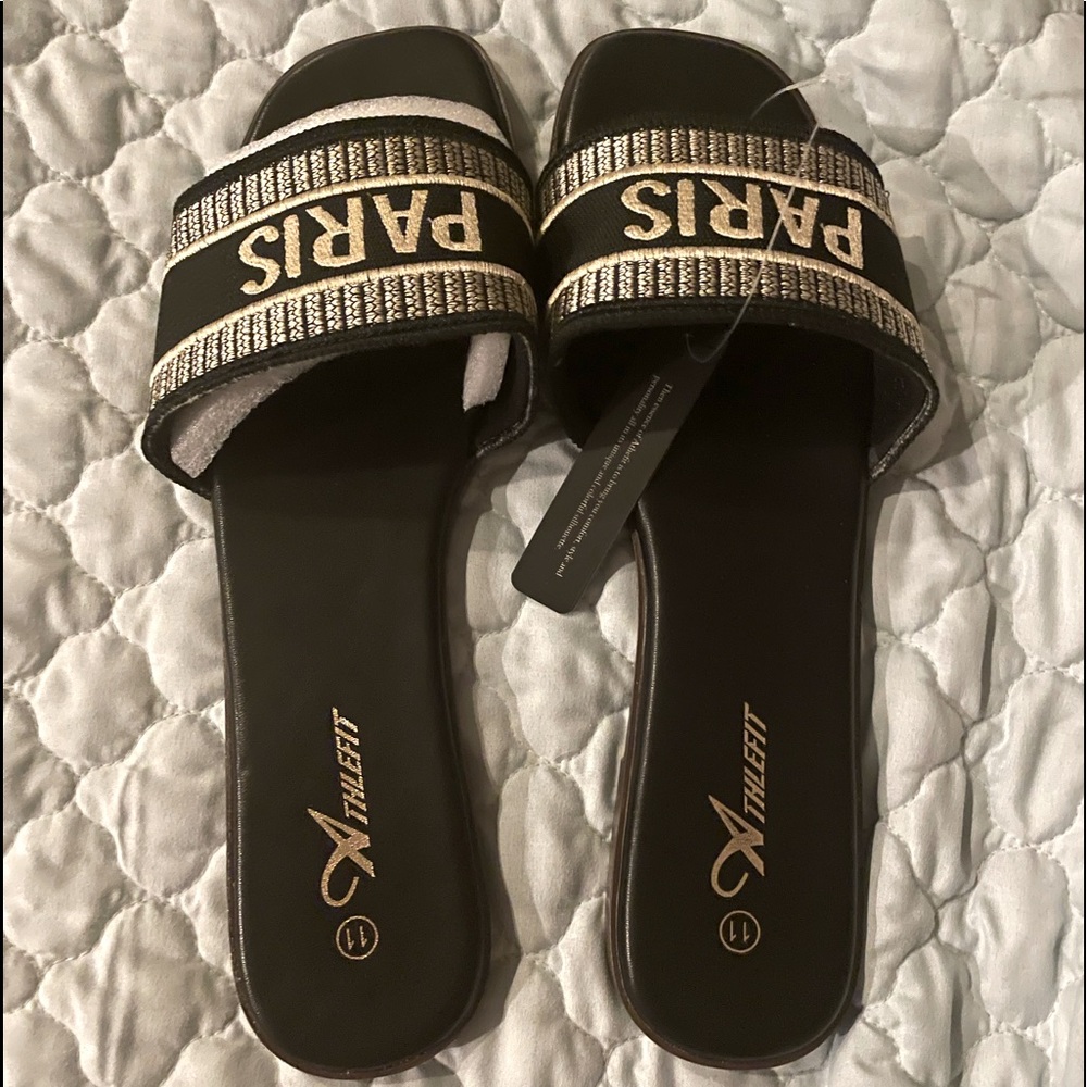 NEW black slide sandal
